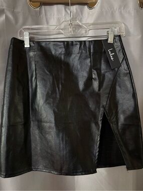 NWT Lulu's Black Faux Leather Mini Skirt with Side Slit